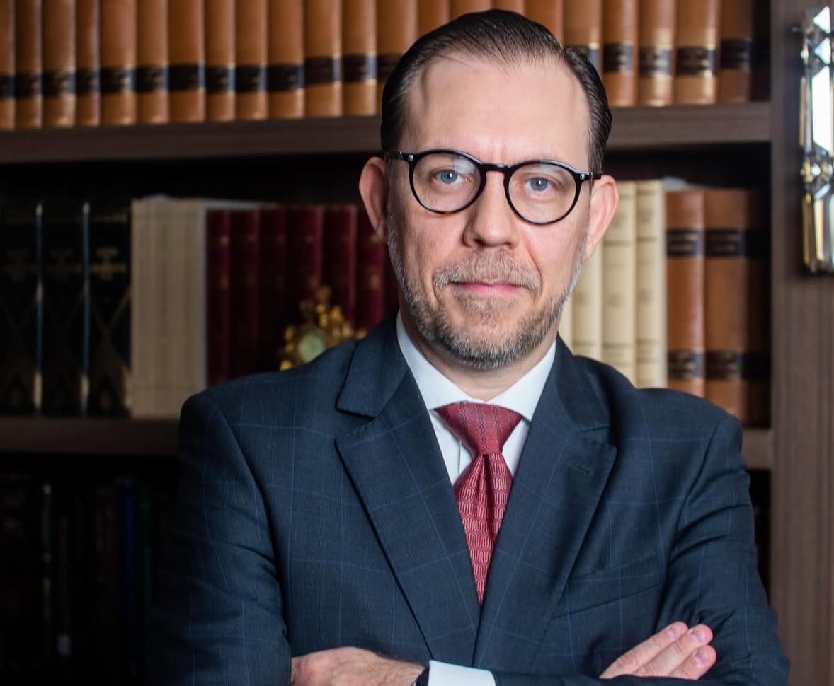 Attorney Michael C Newton